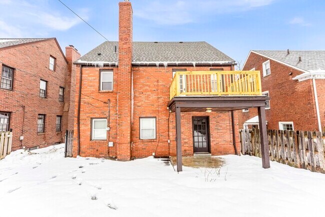 Photo - 2555 Saybrook Rd