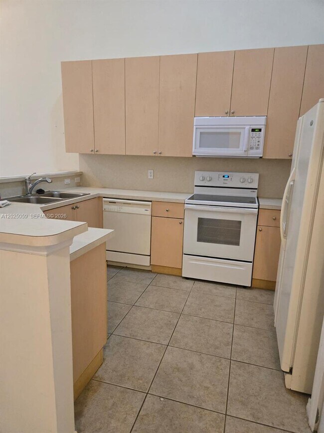 Photo - 1158 NE 32nd Ave Unit 1158