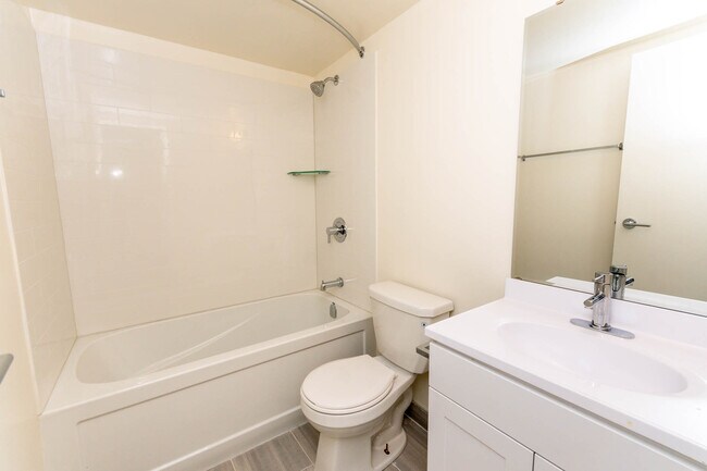 Photo - Lockwood Arms Apartments