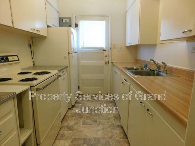 Photo - 1047 Bookcliff Ave Unit D