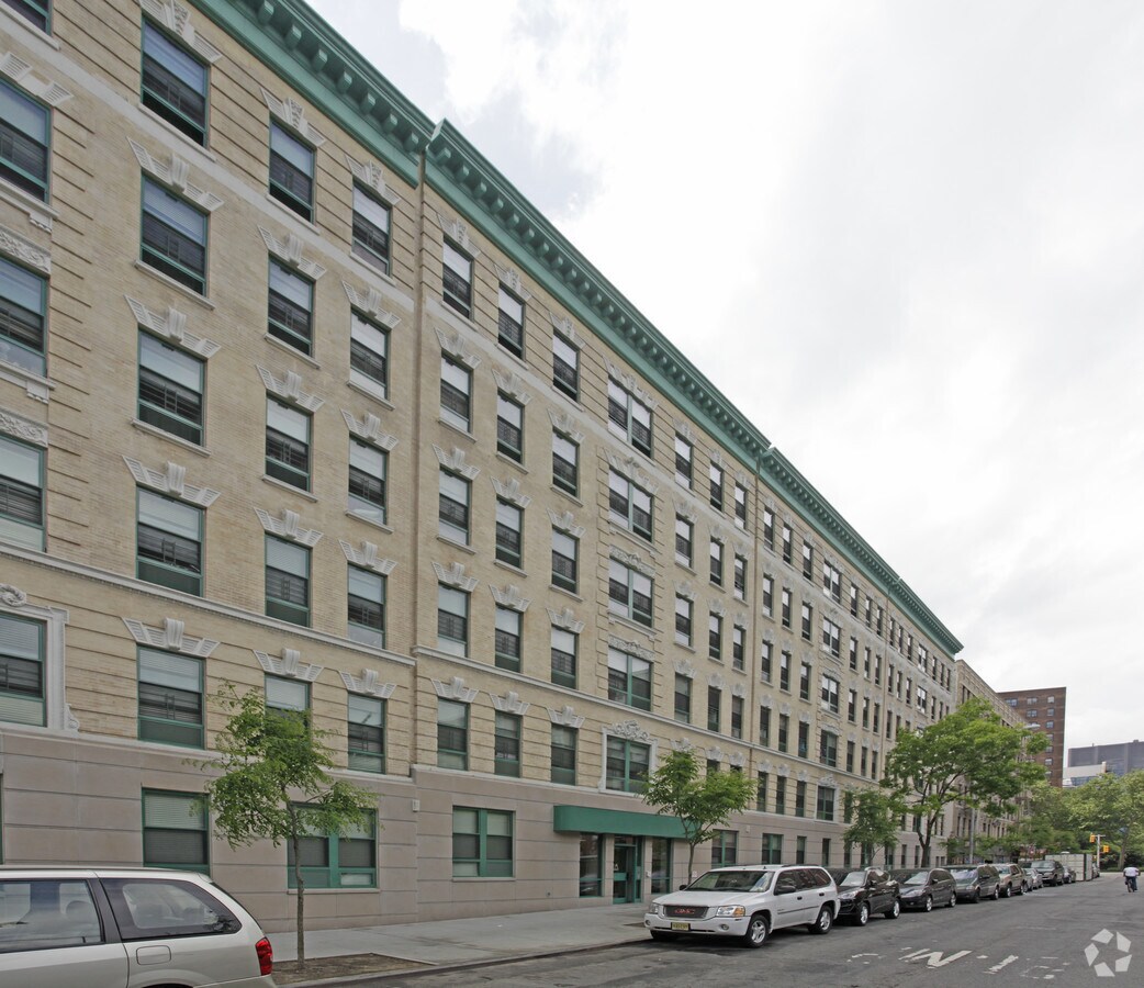 314 - 316 E 100th St - The Ciena