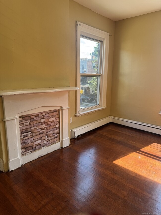 Photo - 22 Townley St Unidad 2nd Fl