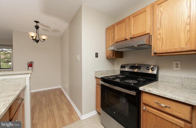 Photo - 504 Britton Pl