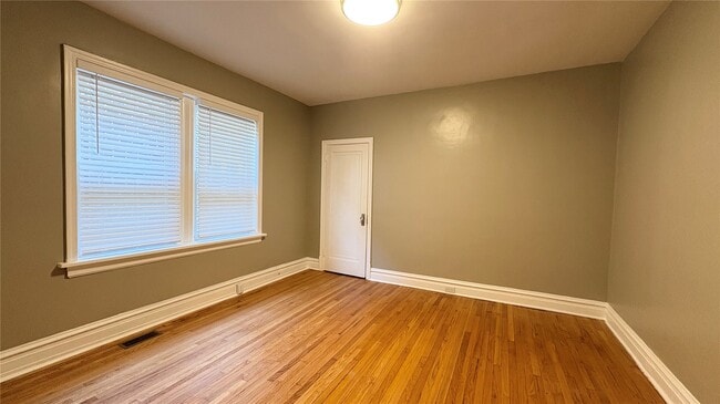 Photo - 7345 Amherst Ave