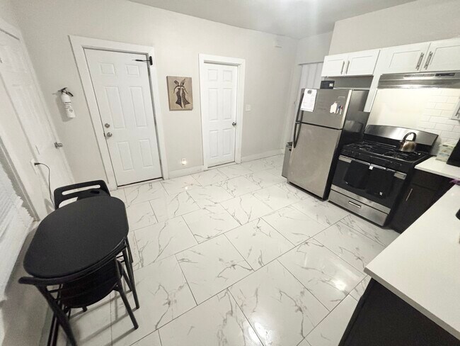 Photo - 36 N 6th St Unit 1