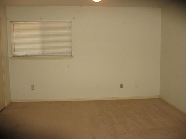 Photo - 25407 Tuckahoe Ln