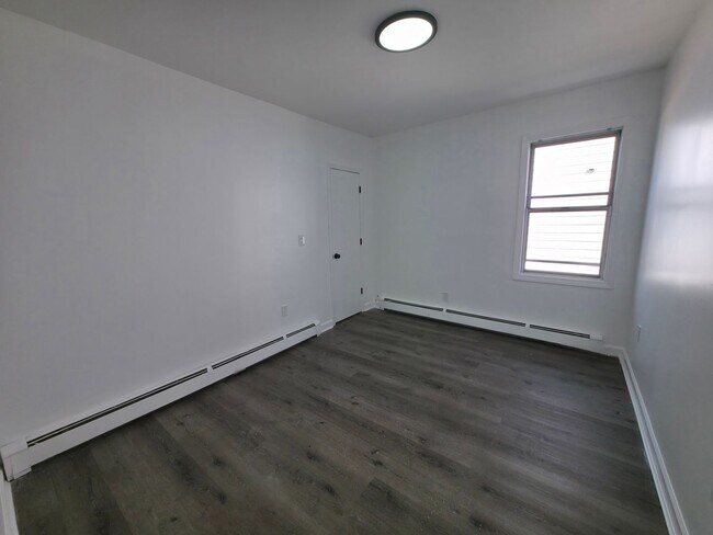 Photo - 130 Park Ave Unit 1R