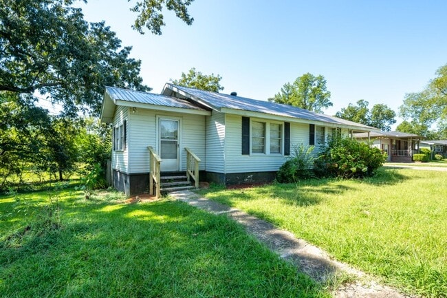 Photo - Lovely 3-Bedroom Home in the Heart of Pleasant Grove