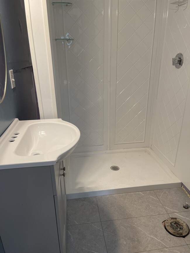 Photo - 384 State Rd S-38-1203