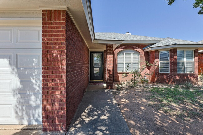 Photo - 9708 Aberdeen Ave