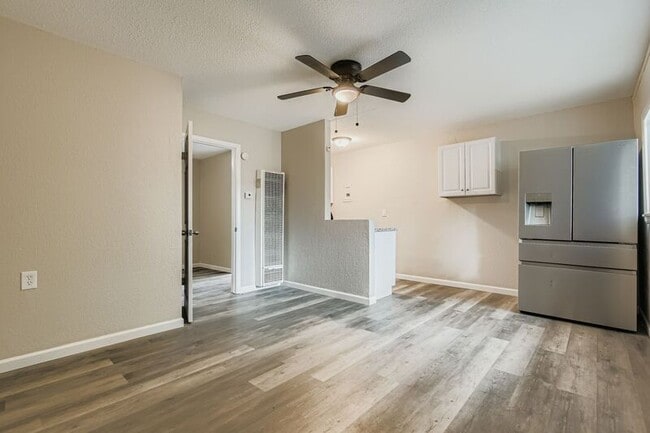 Photo - 1129 Valley Manor Ct Unit A