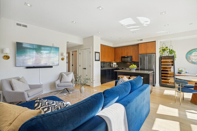 Photo - 1795 Lanier Pl NW Unit 5 w Pvt Roof Parking