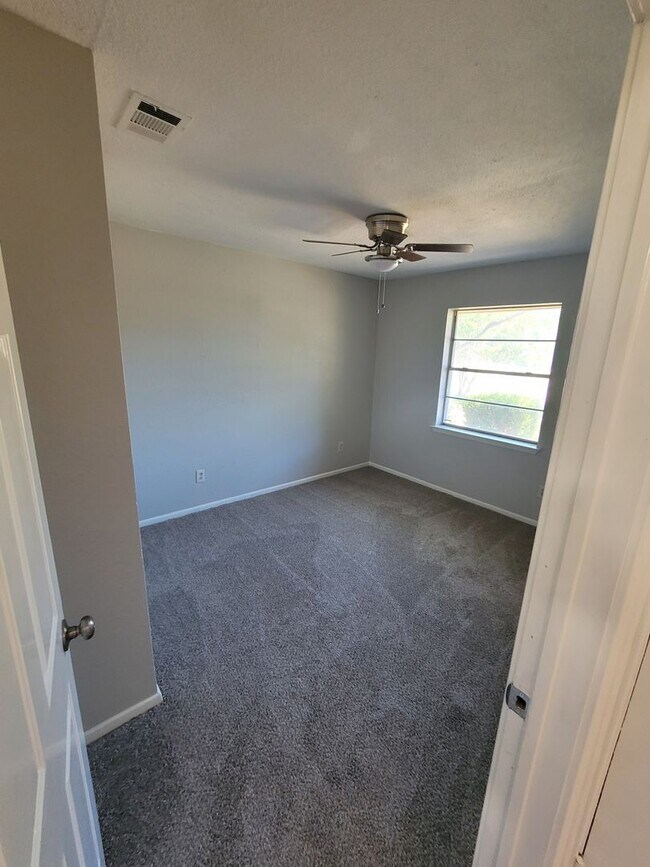 Photo - Modern living in Mesquite