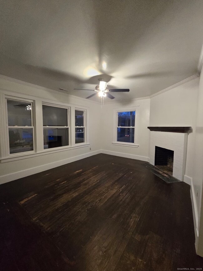 Photo - 75 Curtis St Unidad 2