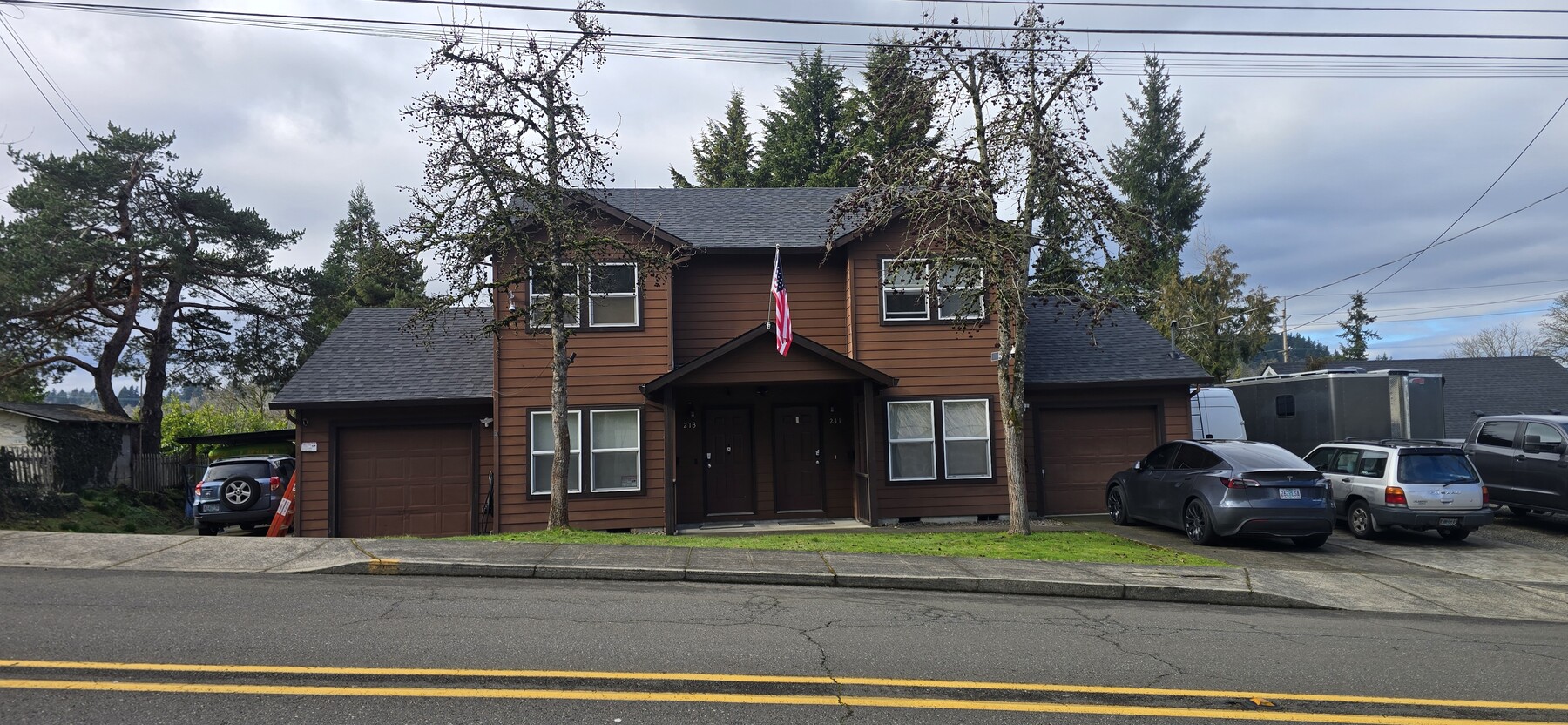 Photo - 211 S Center St