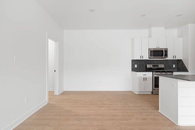 Photo - 8909 Cambria Cir