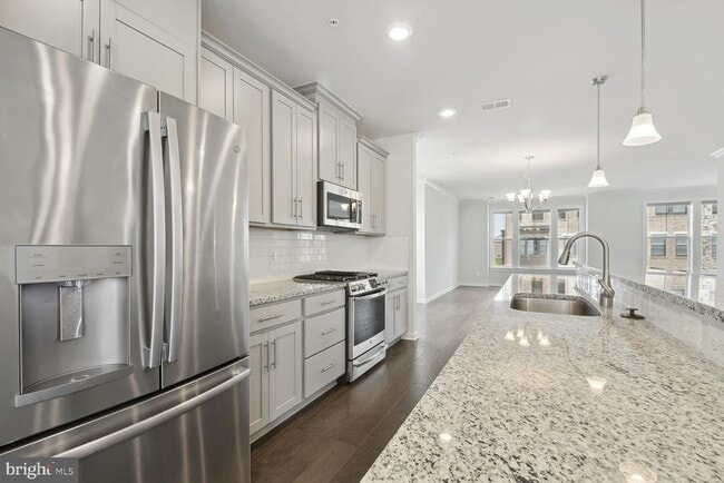 Photo - 45117 Kincora Dr