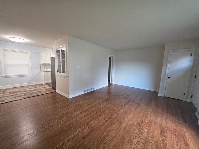 Photo - Updated 2-Bedroom Duplex for Rent – Kent, OH 44240