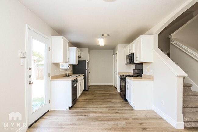 Photo - 2716 Amberglow Ct