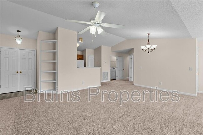 6117 Hedgecock Cir