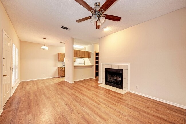 Photo - PRELEASE 8/15/2025 2 bed 2 bath Unit 104