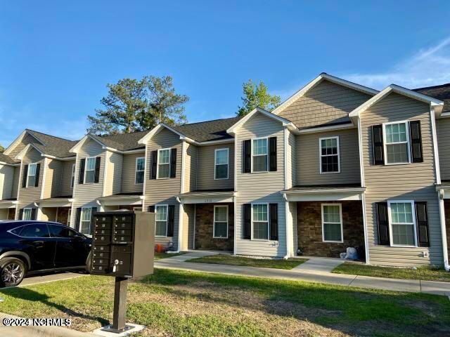 Photo - 2915 MacGregor Downs Rd Townhome