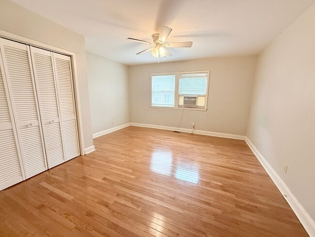 Photo - 522 E Chestnut St Unidad 1
