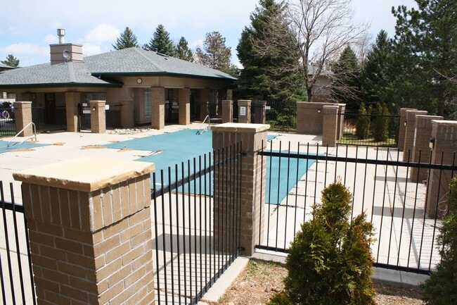 Building Photo - 740 Copper Ln Unit 204