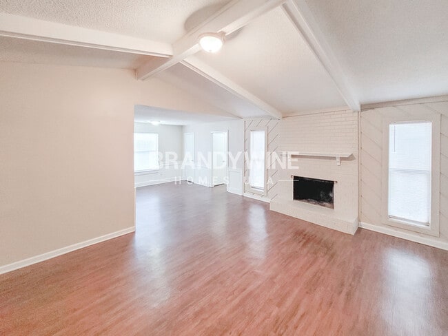 Photo - 6309 Golden Park Dr