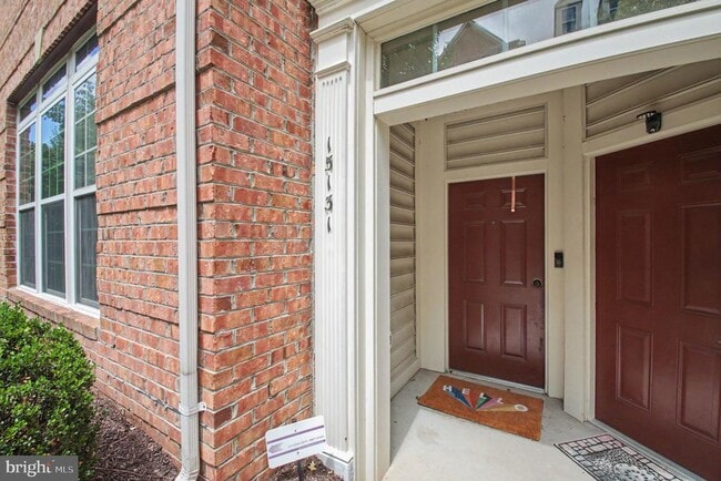 Building Photo - 15131 Leicestershire St