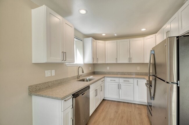 Photo - 15532 27th Ave NE Unit 3