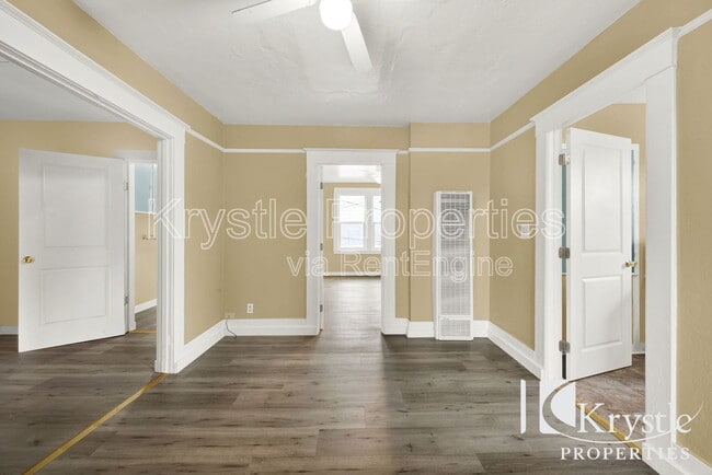 Photo - 609 Indiana St Townhome