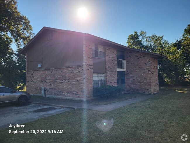 Building Photo - 1515 E Beverly Dr Unit 1515 Oakpark Rental