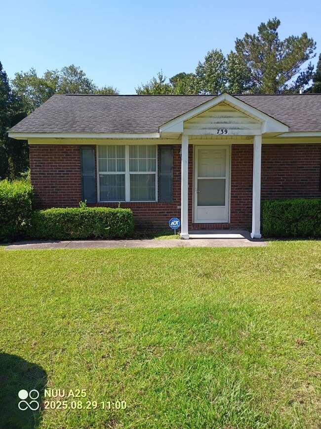 Building Photo - 739 NC-24 Rental