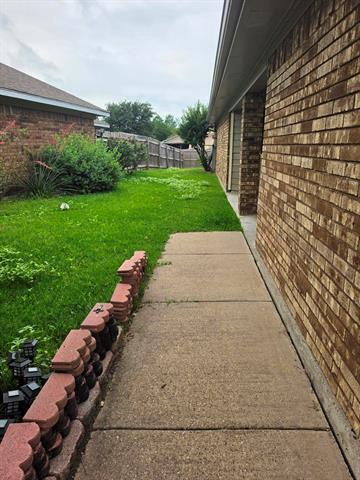 Photo - 1416 Hackamore St
