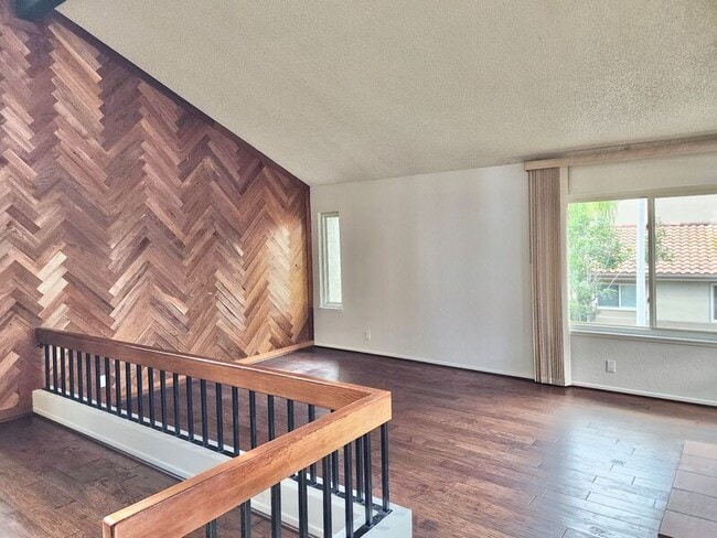 Photo - 26576 Dolorosa