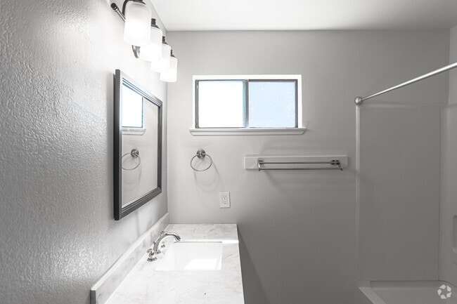 3BR, 2.5BA - 1875 SF