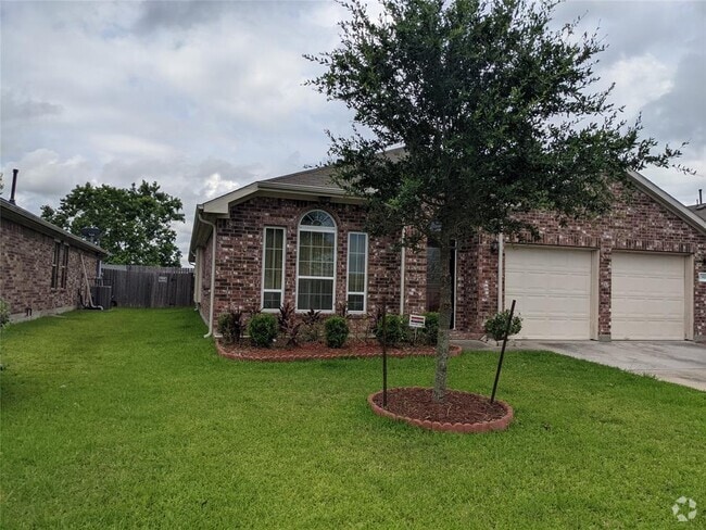 Building Photo - 13918 Goodridge Dr Rental