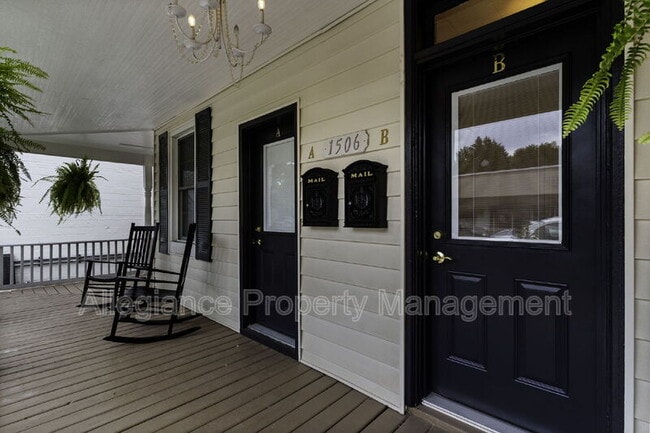Photo - 1506 B Mt Vernon Ave