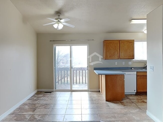 Photo - 2359 W 2075 N