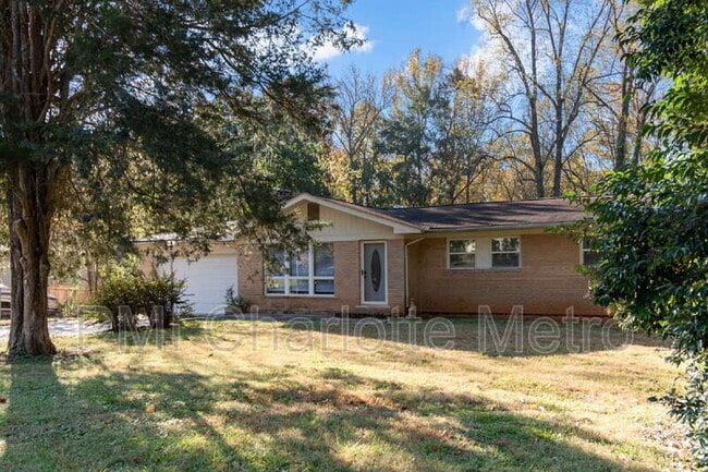 Photo - 10707 Walkers Ferry Rd