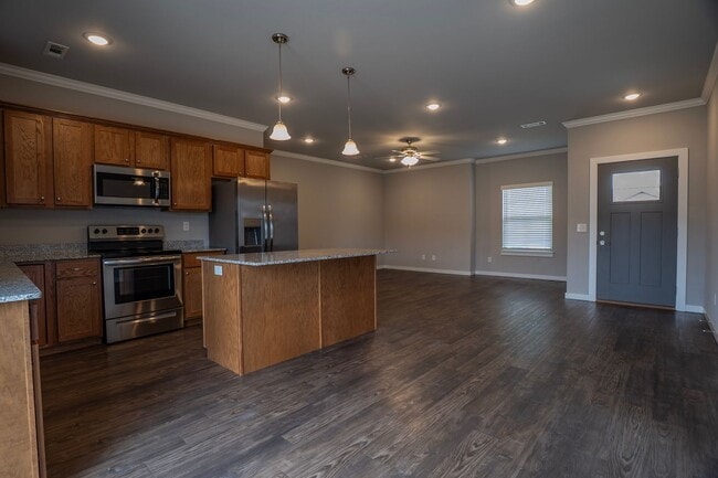 Photo - 1922 Booker Cir