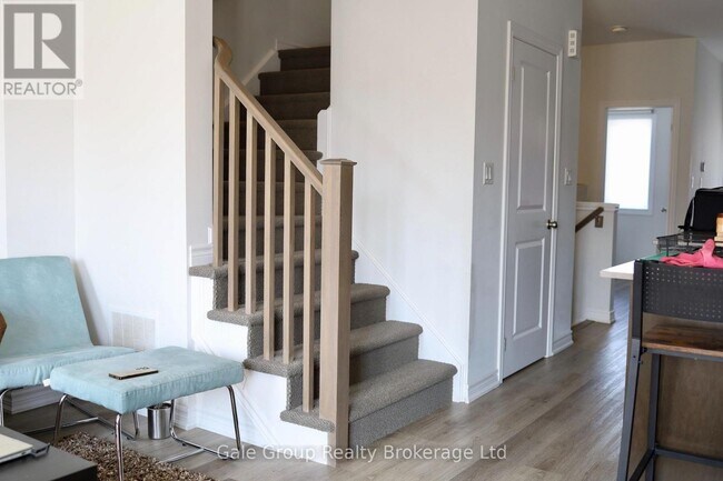 Photo - 124 Compass Trail