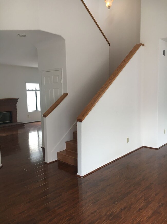 2933 Brunswick Cir
