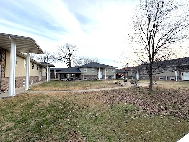 Building Photo - 1307 Main St