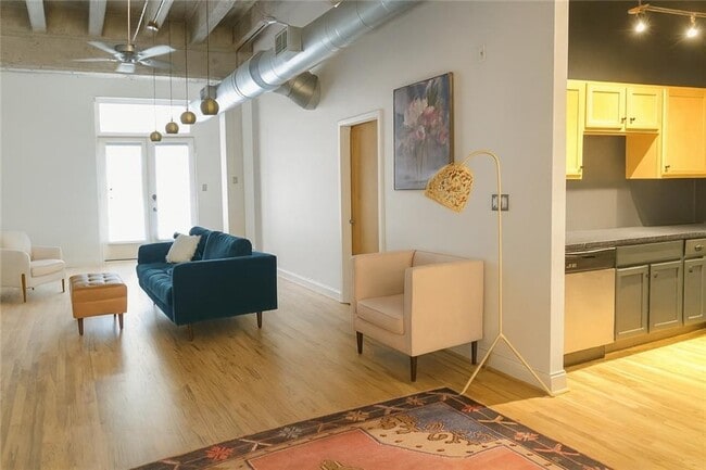 Photo - 1806 Liberty Ln