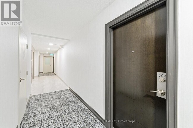 Photo - 212 Kerr St Unité 503