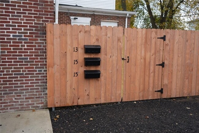 Photo - 13 Tweed St Unit 3