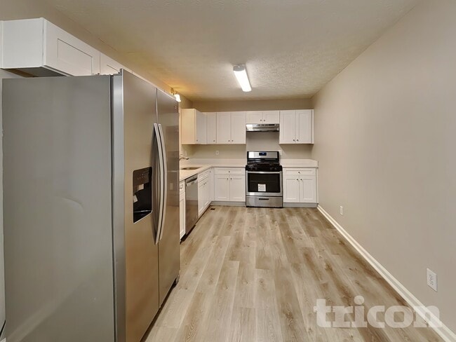 Photo - 1567 Kimberly Pl