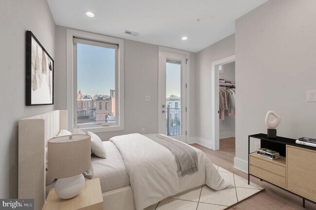 Photo - 459 Florida Ave NW Unit 4